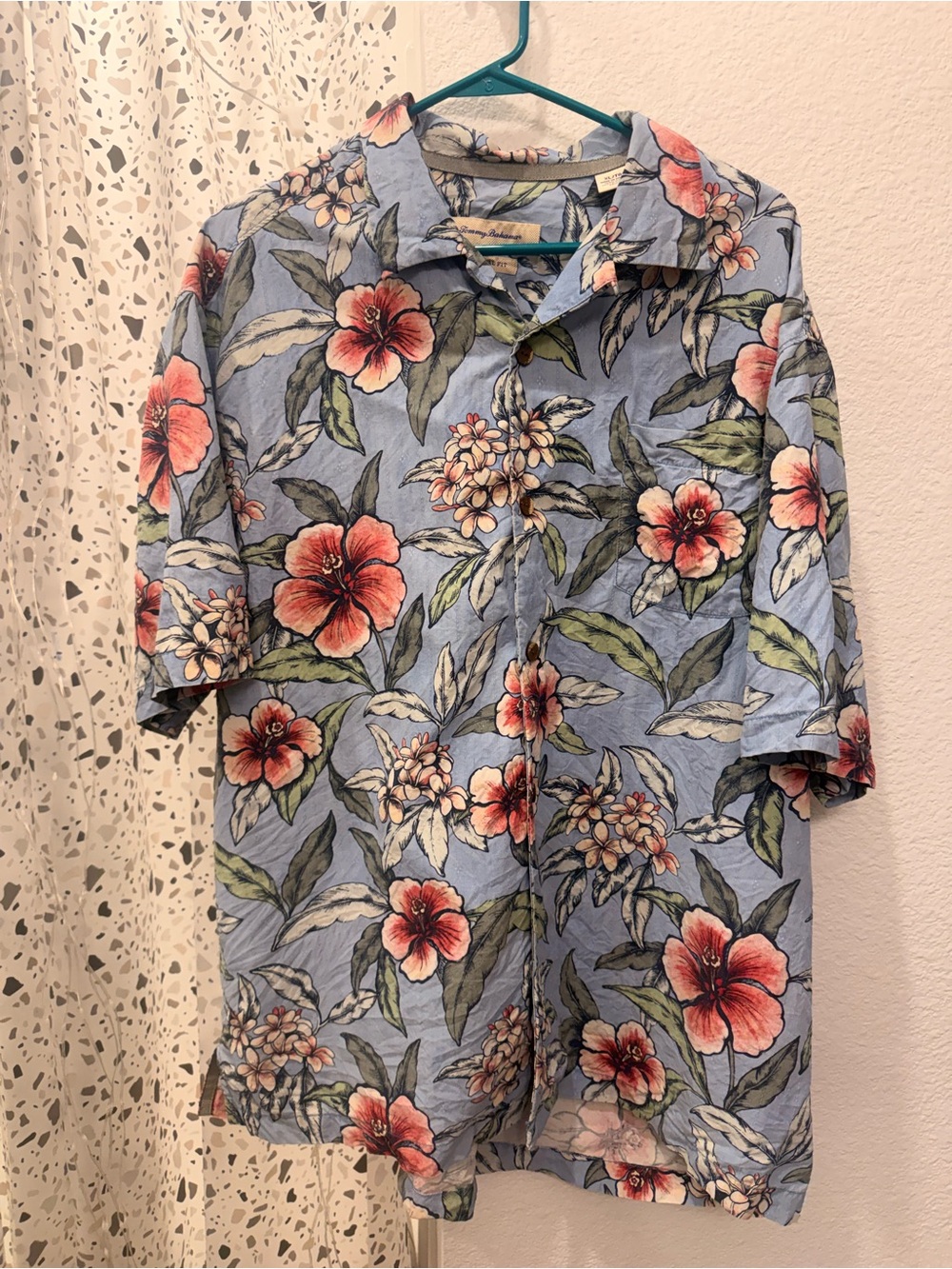 Men's Tommy Bahama XL Floral Short-Sleeve Shirt - Light Blue with Coral Flowers